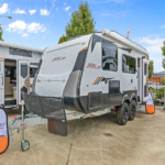 Caravan camper trailer - Image 2